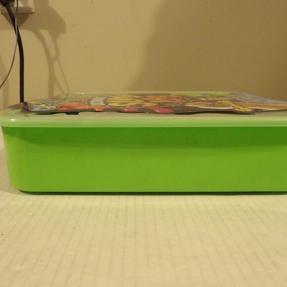 + Ultimate Slimy Lab Make 20 Slime Creations, Including Slimygloop Squoosh-o's - Picture 4 of 6